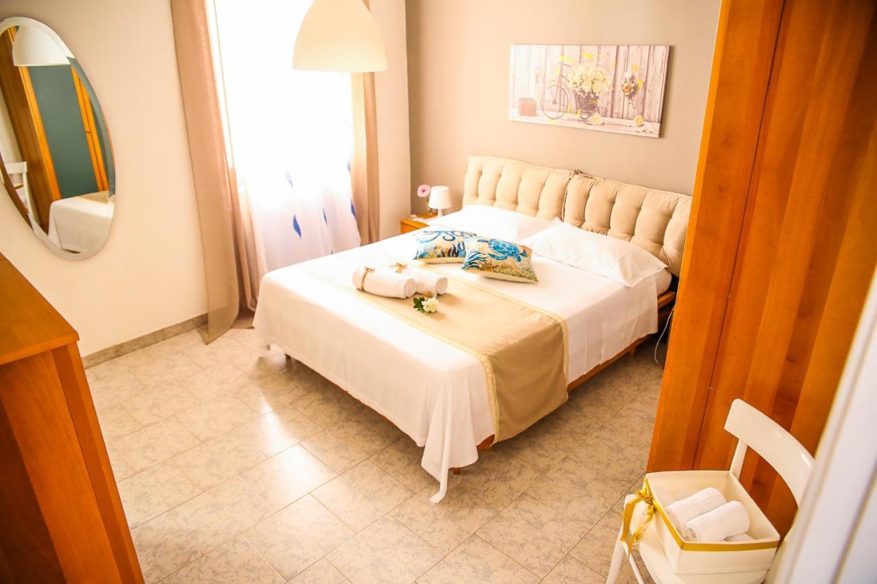 B&B La Dimora Di Tommaso Apartment - Dimora Storica Bike Friendly Ortona Eksteriør bilde
