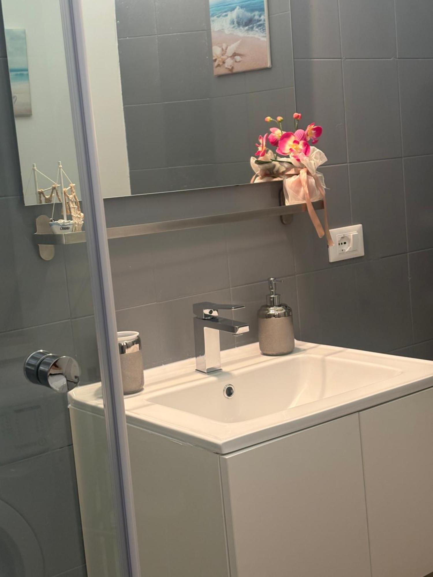 B&B La Dimora Di Tommaso Apartment - Dimora Storica Bike Friendly Ortona Eksteriør bilde